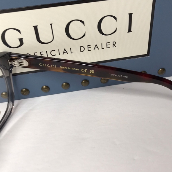 New - 💯 Original Gucci's GG0004ON  soft lines across  frames acetate front.Ico - Picture 10 of 11